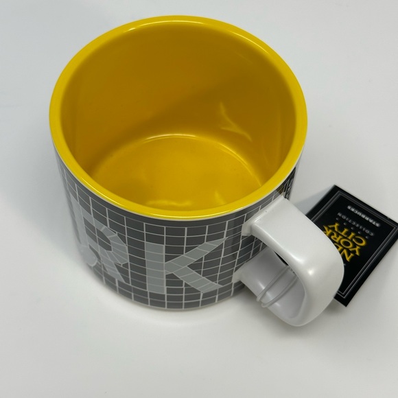 Starbucks New York City Mug Gray Tiles Pigeon NYC Tourist Subway 12oz Collect - Picture 5 of 8